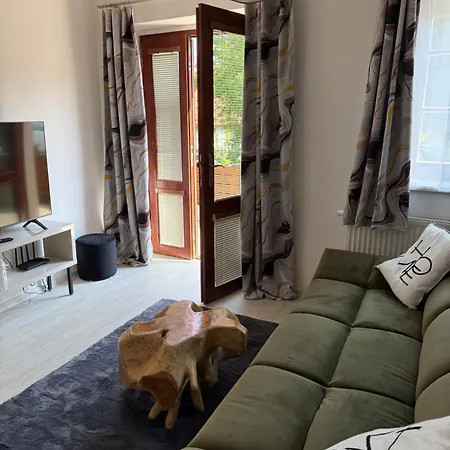 - Cernice Apartman *
