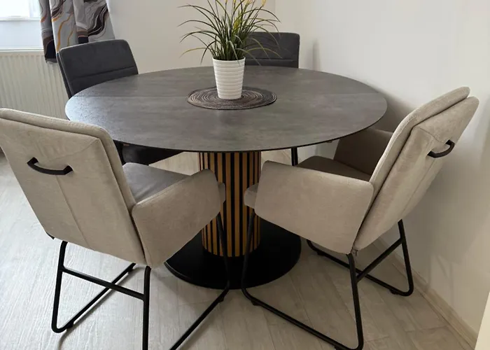 - Cernice Apartament